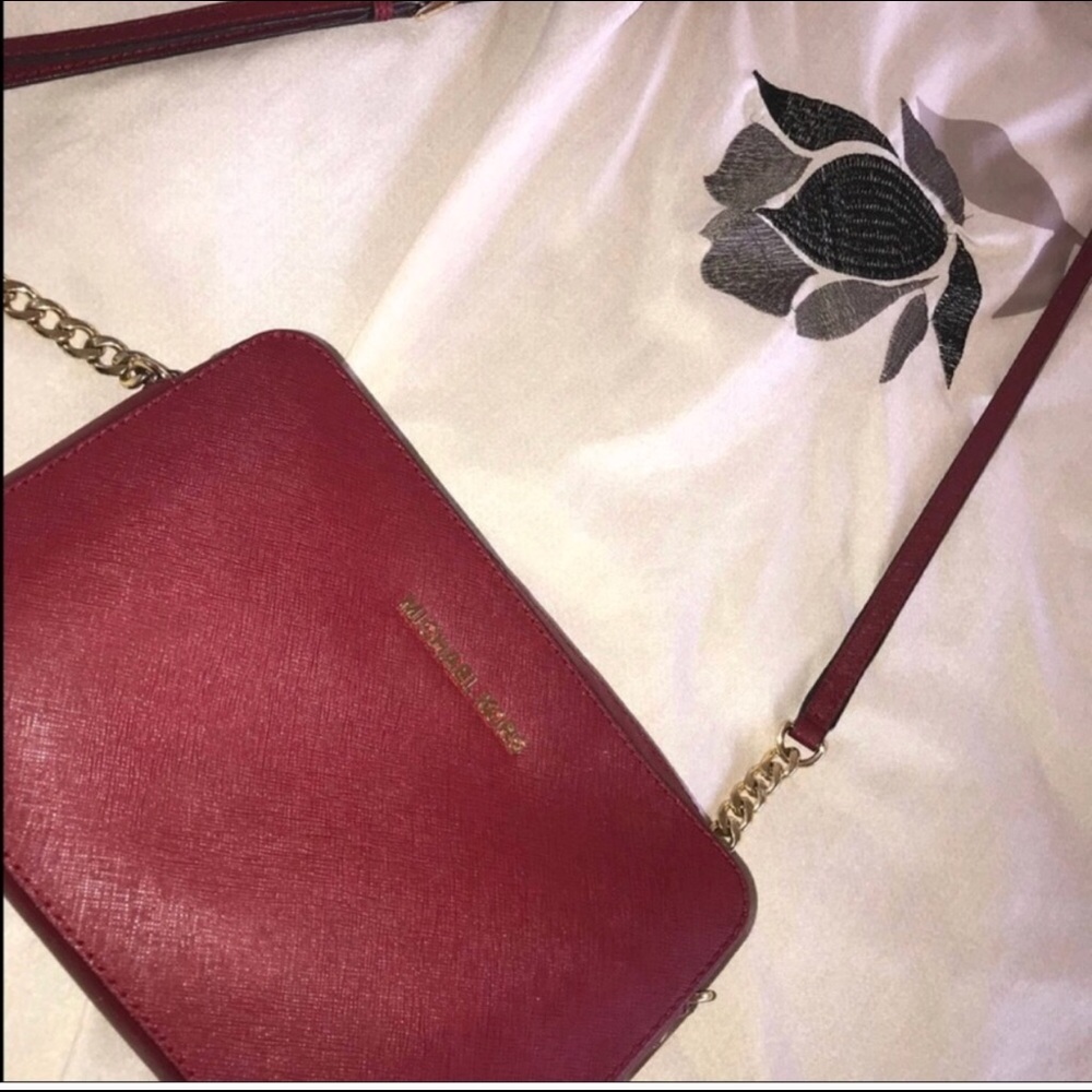 Micheal kors purse